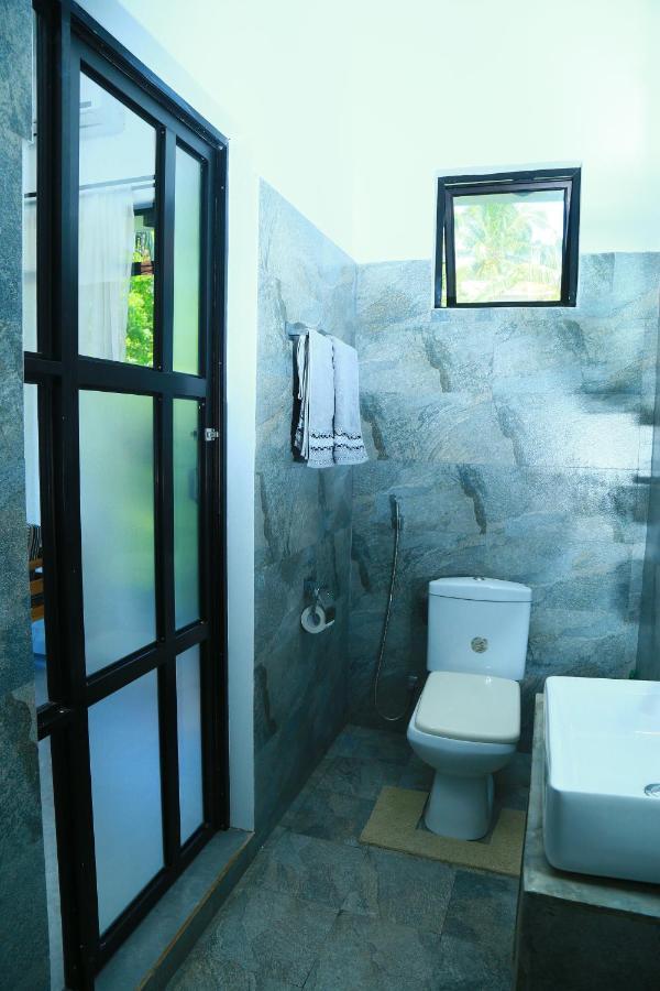 Srimany Bed & Breakfast Mirissa Dış mekan fotoğraf