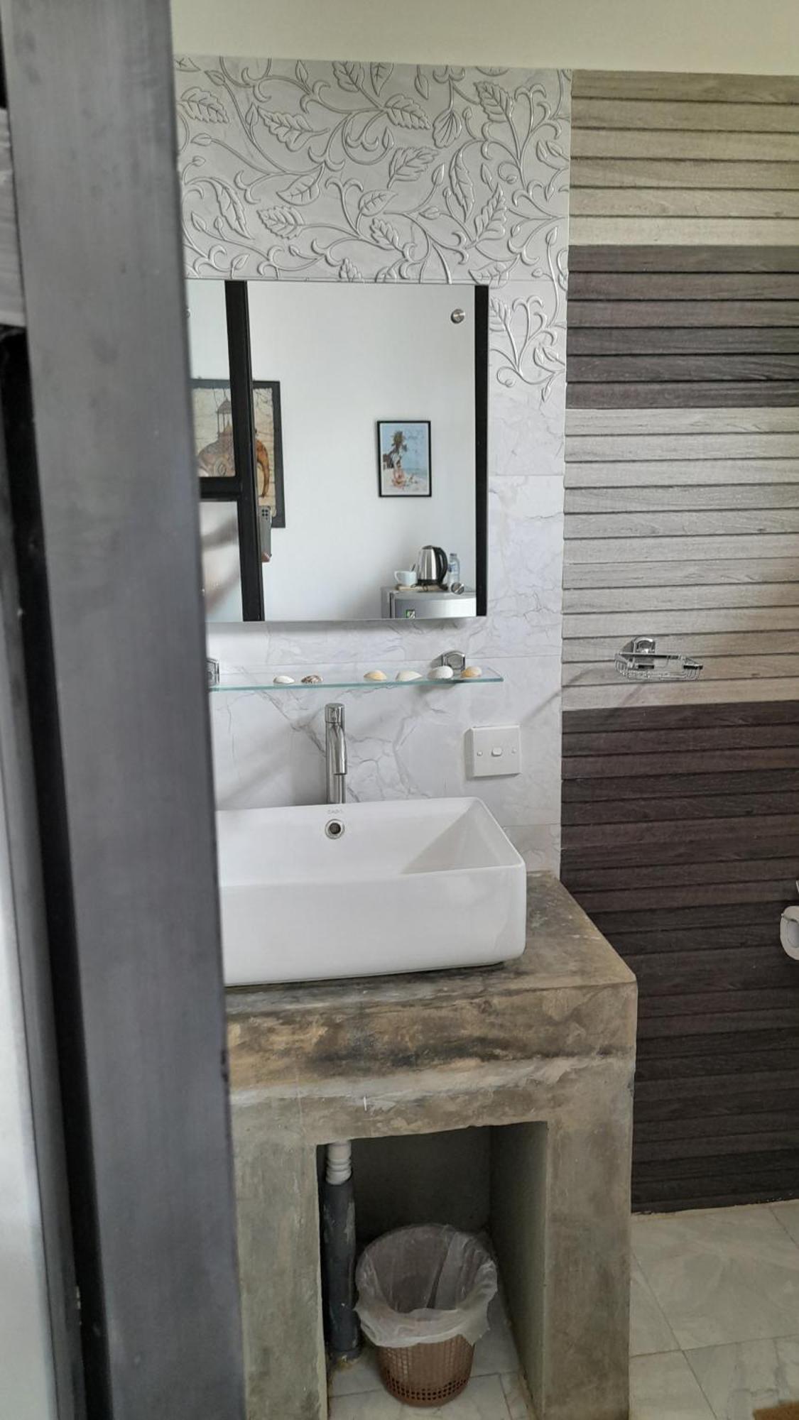 Srimany Bed & Breakfast Mirissa Dış mekan fotoğraf
